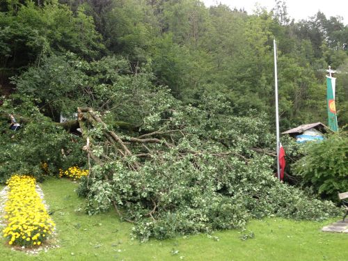 120722 – Hochwasser/Kanalverstopfung